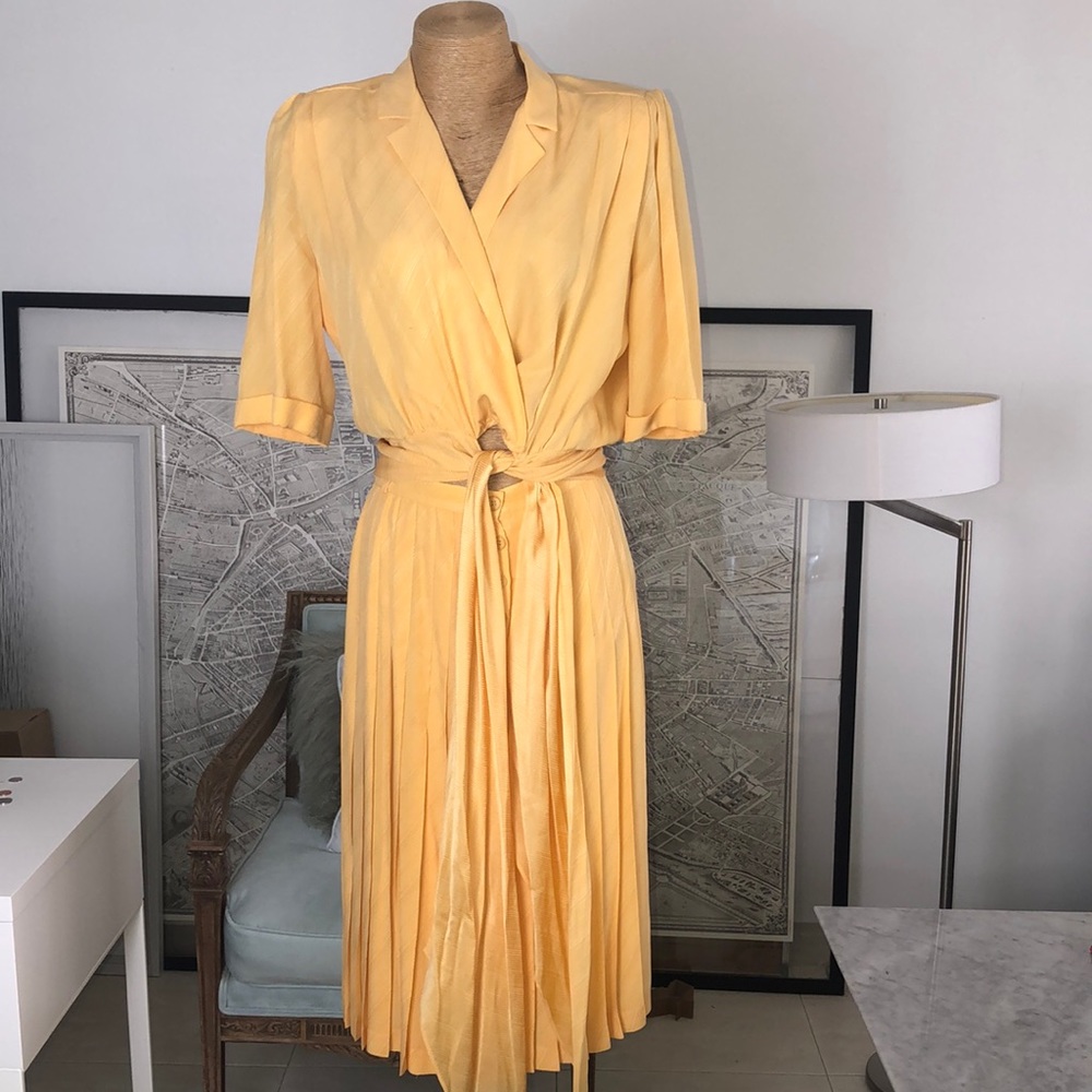 Jean Louis Scherrer boutique Silk set Size 8